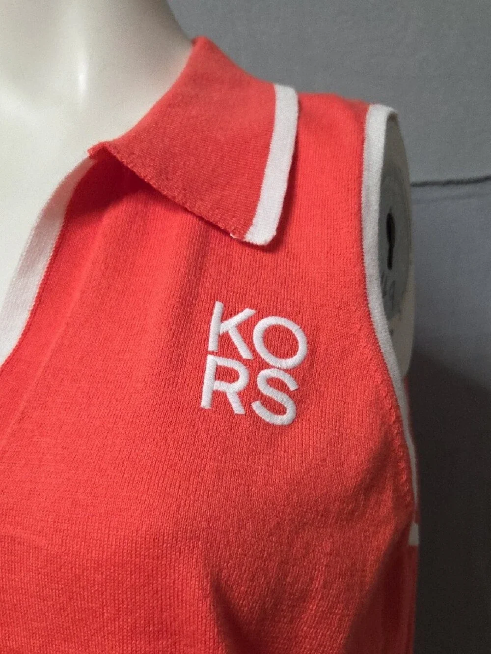 Michael Kors Coral Sleeveless Polo Knit Tank with White Trim Size Large.